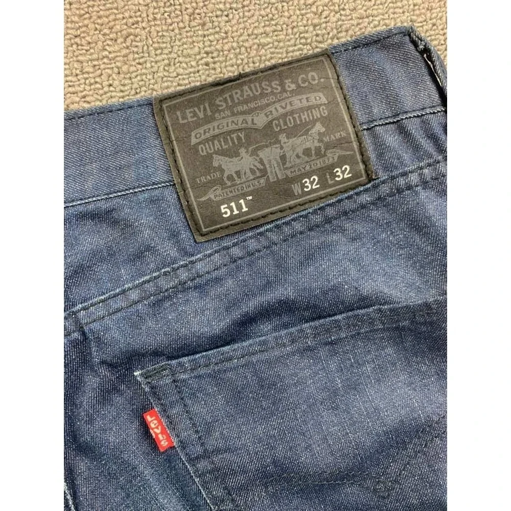 Levi's 511 Jeans Men 32x32‎ Skinny Dark Blue Denim 100% Cotton Denim Black Patch